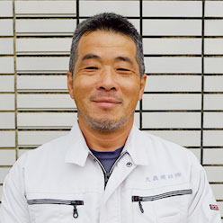 大部 芳明